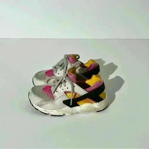 Girls Nike Huarache